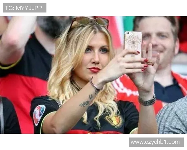 球星最新绯闻曝光 大牌球员私生活再度引发热议暗示新恋情即将公开